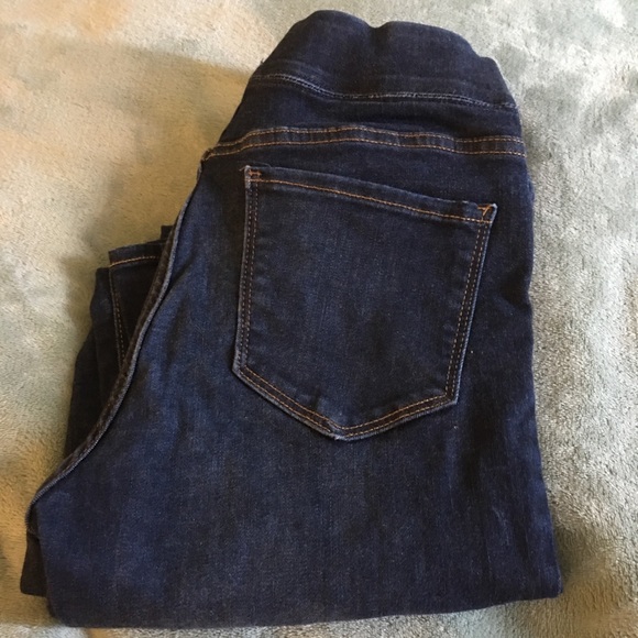Old Navy Rockstar Midrise Jeans SOLD - Picture 3 of 5